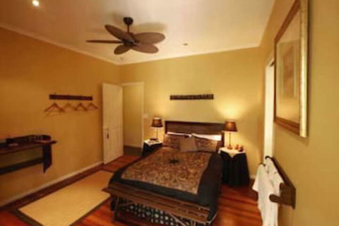 Noosa Country House - New Castle Holiday 3