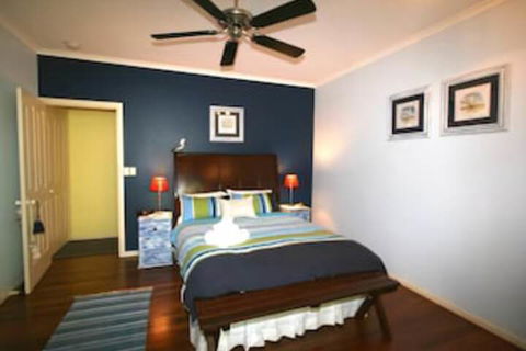 Noosa Country House - New Castle Holiday 6