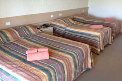 Tenterfield Golf Club Fairways Lodge - New Castle Holiday 3