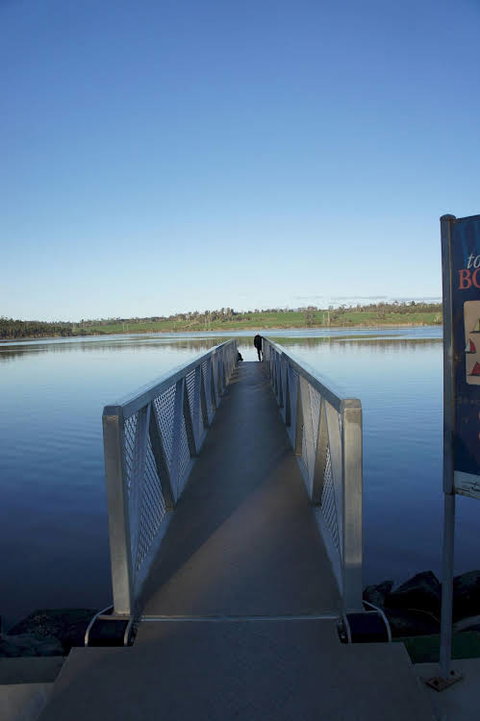 Tranquility Waters - New Castle Holiday 0