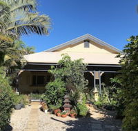 Tallow Beach Motel - New Castle Holiday
