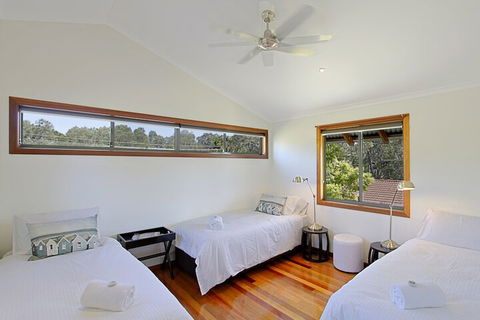 Blue Bliss - New Castle Holiday 3