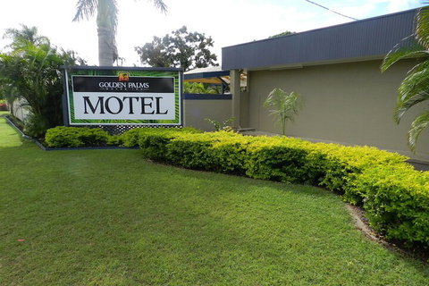 Golden Palms Motor Inn - New Castle Holiday 5