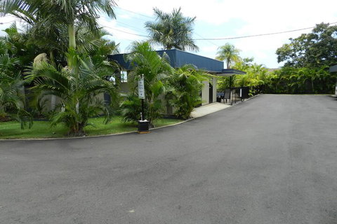 Golden Palms Motor Inn - New Castle Holiday 2