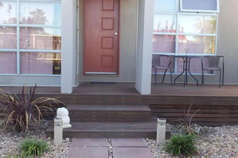 Maison De Chocolate - New Castle Holiday 6