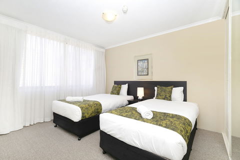 The Astor Apartments - New Castle Holiday 2