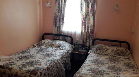 Annies Shandon Inn - New Castle Holiday 1