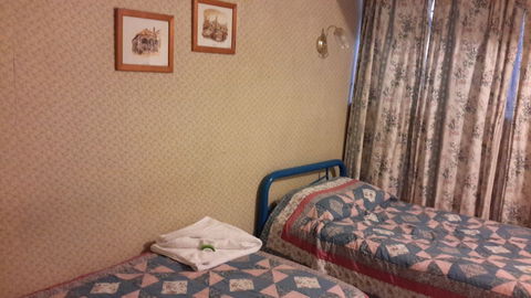 Annies Shandon Inn - New Castle Holiday 2