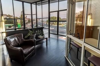 Kingsford Riverside Inn - New Castle Holiday 1