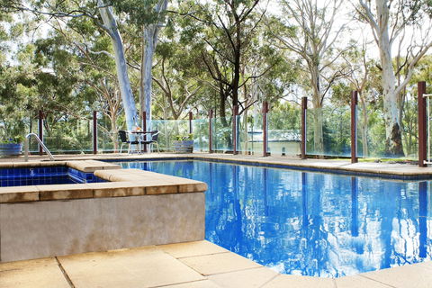 George Kerferd Hotel - New Castle Holiday 2