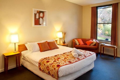 George Kerferd Hotel - New Castle Holiday 5