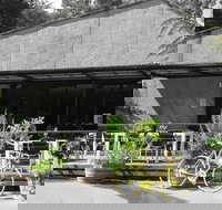 George Kerferd Hotel - New Castle Holiday