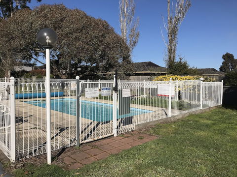 Alfred Motor Inn - New Castle Holiday 5