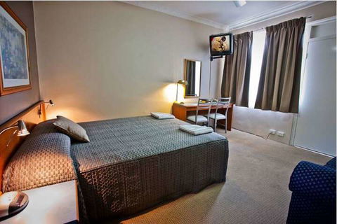 Abbotsleigh Motor Inn - New Castle Holiday 4