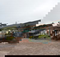 Deer Park Motor Inn - New Castle Holiday