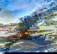 Commercial Golf Resort - New Castle Holiday