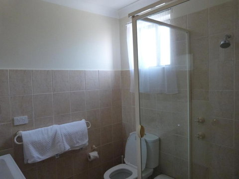 Fullarton Motor Lodge - New Castle Holiday 1