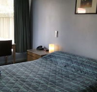City West Motel - New Castle Holiday