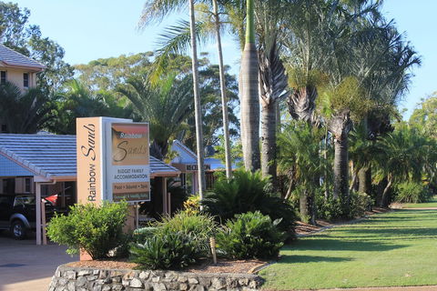 Rainbow Sands Resort - New Castle Holiday 0