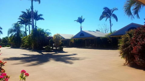 Biloela Palms Motor Inn - New Castle Holiday 3
