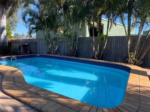 Biloela Palms Motor Inn - New Castle Holiday 4