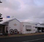 Vue de M Bed  Breakfast - New Castle Holiday