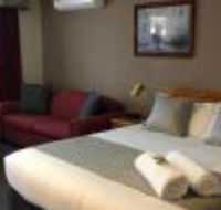 Highlands Motor Inn - New Castle Holiday