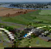 Jacaranda Motor Lodge - New Castle Holiday