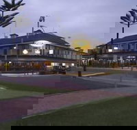 Grand Tasman Hotel - New Castle Holiday