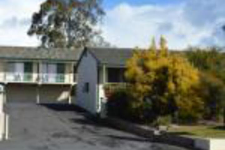 Mcalinden WA New Castle Holiday
