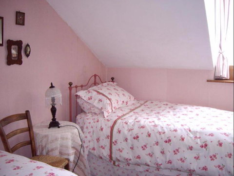 Waverley Cottages - New Castle Holiday 1