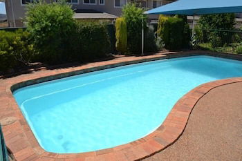 Denman Motor Inn - New Castle Holiday 3