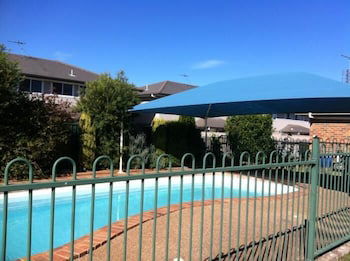 Denman Motor Inn - New Castle Holiday 2