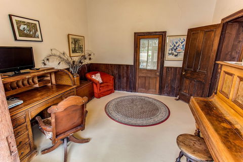 Antechamber Bay Retreats - New Castle Holiday 2