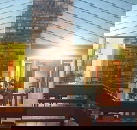 Bed  Breakfast at Kiama - New Castle Holiday