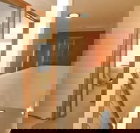 The Lakes Apartments - New Castle Holiday