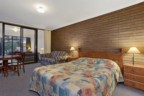 A1 Motels Port Fairy Motel And Apartments - New Castle Holiday 3