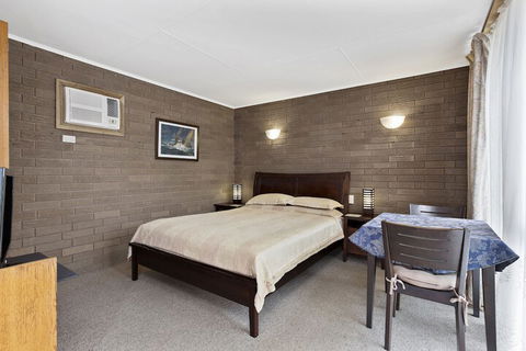 A1 Motels Port Fairy Motel And Apartments - New Castle Holiday 4