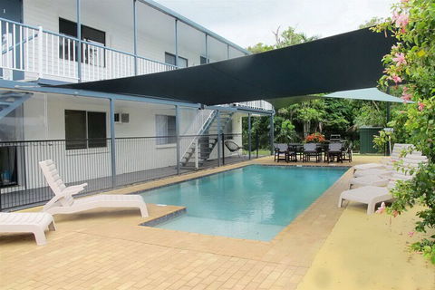 Apollo Jewel Beachfront Apartments - New Castle Holiday 6