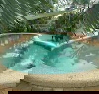 Hibiscus Lodge Bed  Breakfast - New Castle Holiday