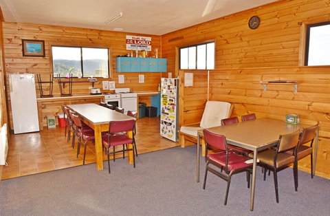 Bicheno Backpackers Hostel - New Castle Holiday 4