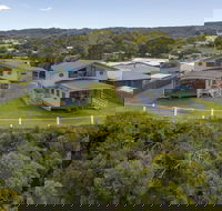 Wheelhouse Apartments - New Castle Holiday