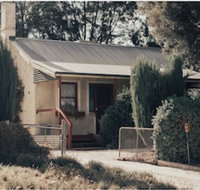 Trinity Cottage - New Castle Holiday