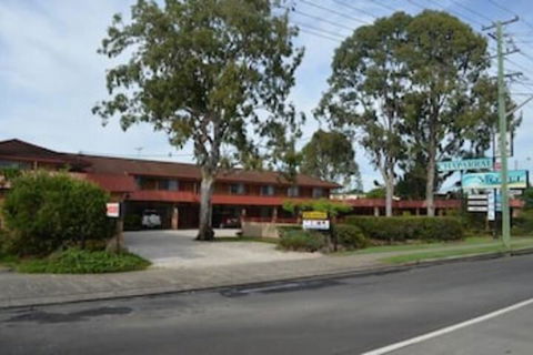 Chaparral Motel - New Castle Holiday 2