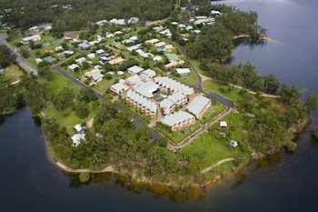 Tinaroo Lake Resort - New Castle Holiday 3