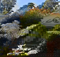 Gatehouse Cottage at Merrow Cottages - Mt Dandenong - New Castle Holiday