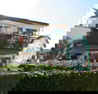 Lavender House BB - New Castle Holiday