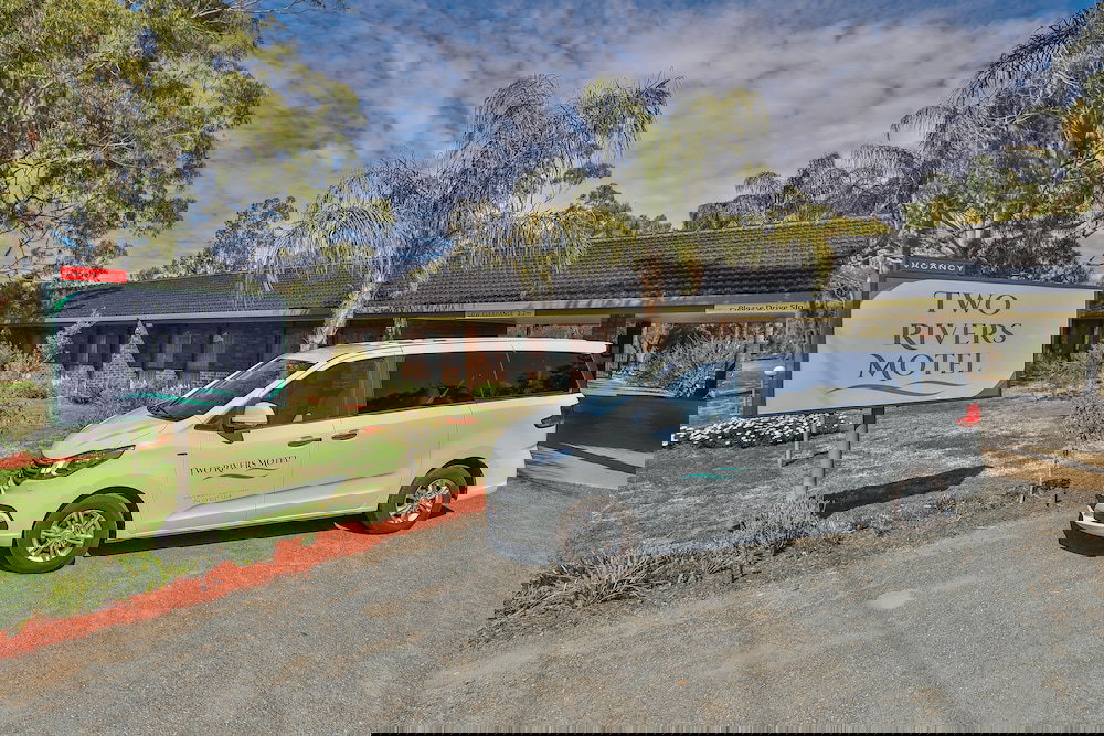 Pooncarie NSW New Castle Holiday