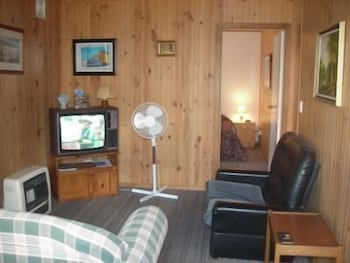 Apollo Bay Backpackers - New Castle Holiday 1