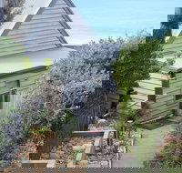 Points South By The Sea - New Castle Holiday